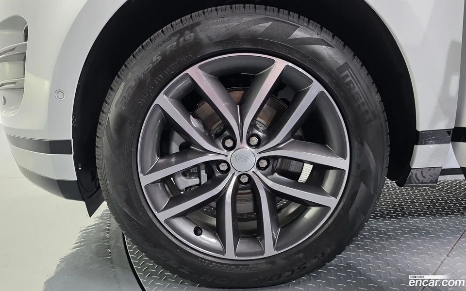 Land Rover Range Rover Evoque P250 SE 2026 — thumbnail 5
