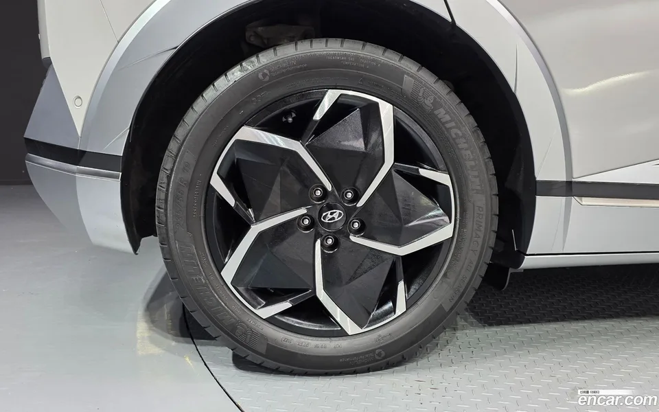 Hyundai Ioniq 5 AWD 2022 — thumbnail 2