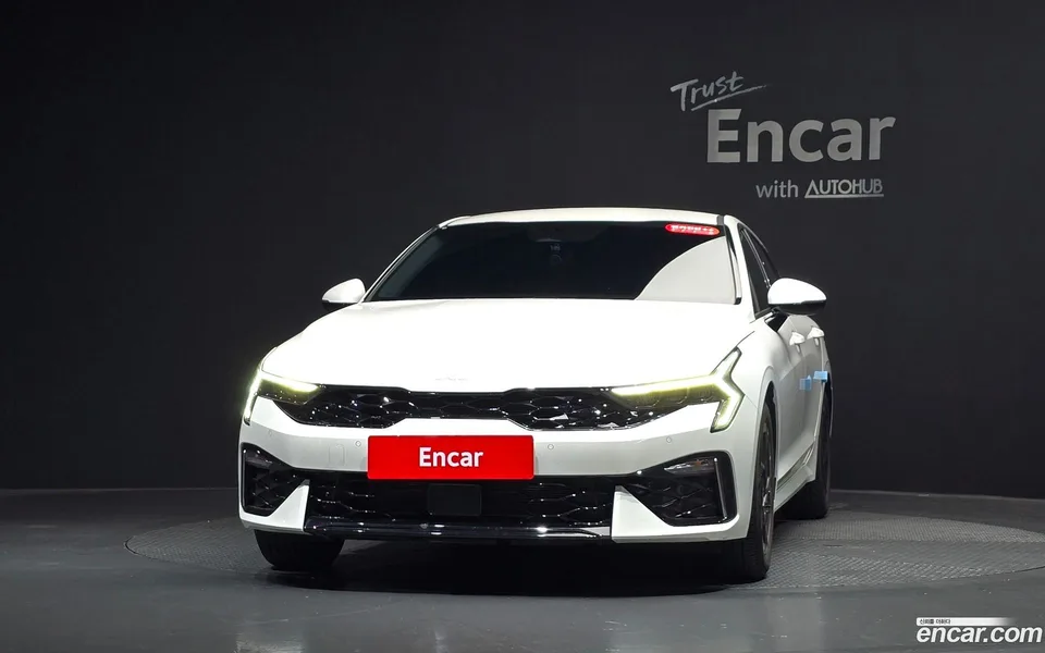 Kia K5 2.0 2025 — thumbnail 3