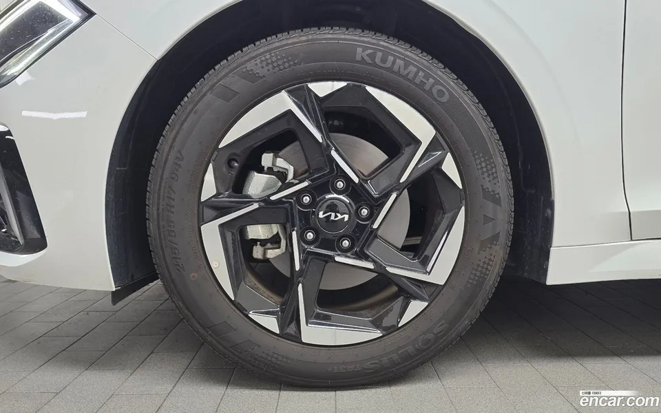 Kia K5 2.0 2025 — thumbnail 5