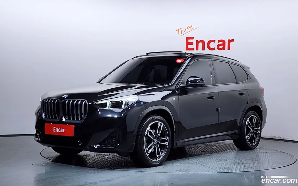 BMW X1 xDrive 20i M 2025 — photo 1, buy with delivery to Moscow