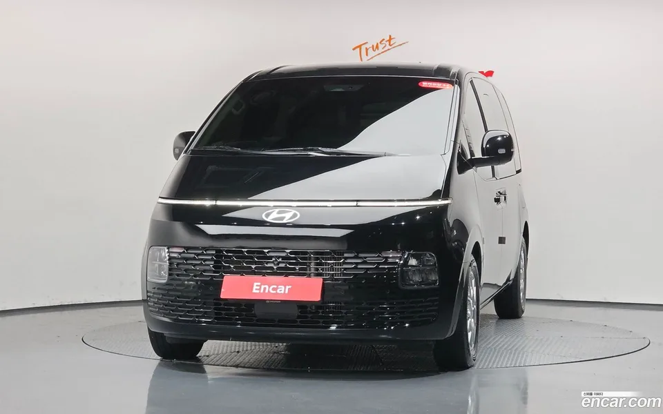 Hyundai Staria 5 2024 — thumbnail 3