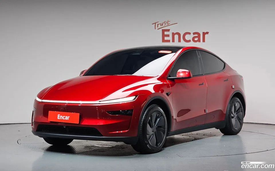 Tesla Model Y RWD 2025 — photo 1, buy with delivery to Moscow
