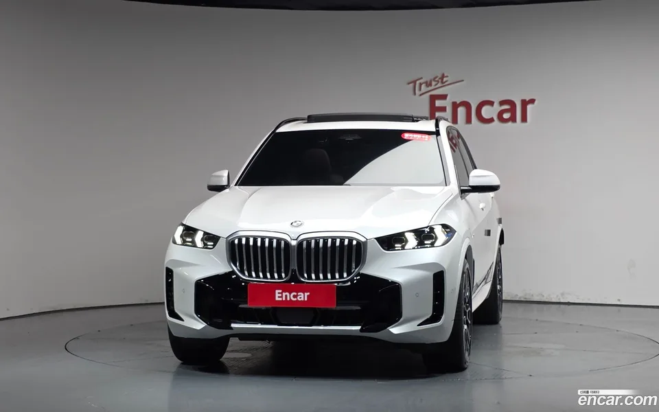 BMW X5 xDrive 40i M 2024 — миниатюра 3