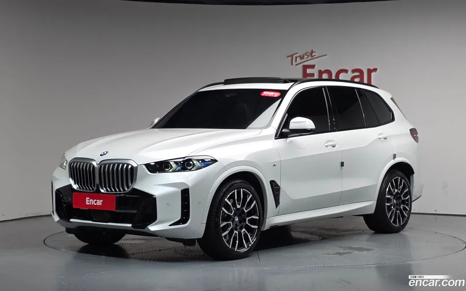BMW X5 xDrive 40i M 2024 — photo 1, buy with delivery to Moscow