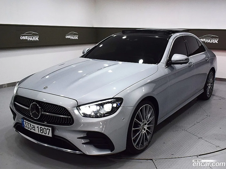Mercedes-Benz E-Class E350 4MATIC AMG Line 2022 — photo 1, buy with delivery to Moscow