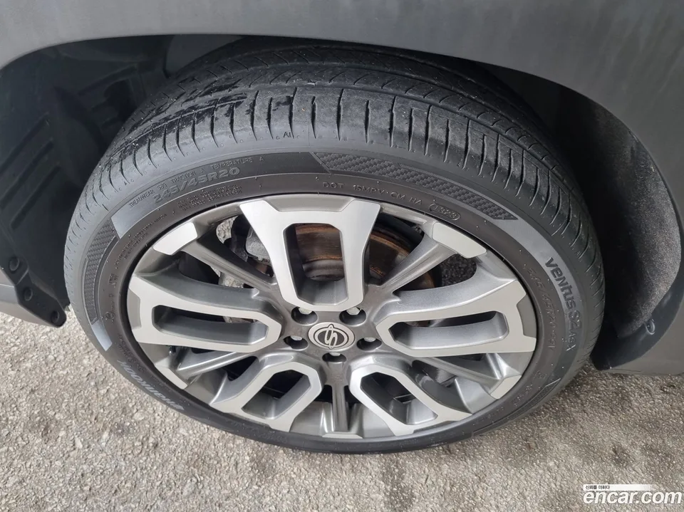 KG Mobility Torres 1.5 2WD 2022 — thumbnail 2