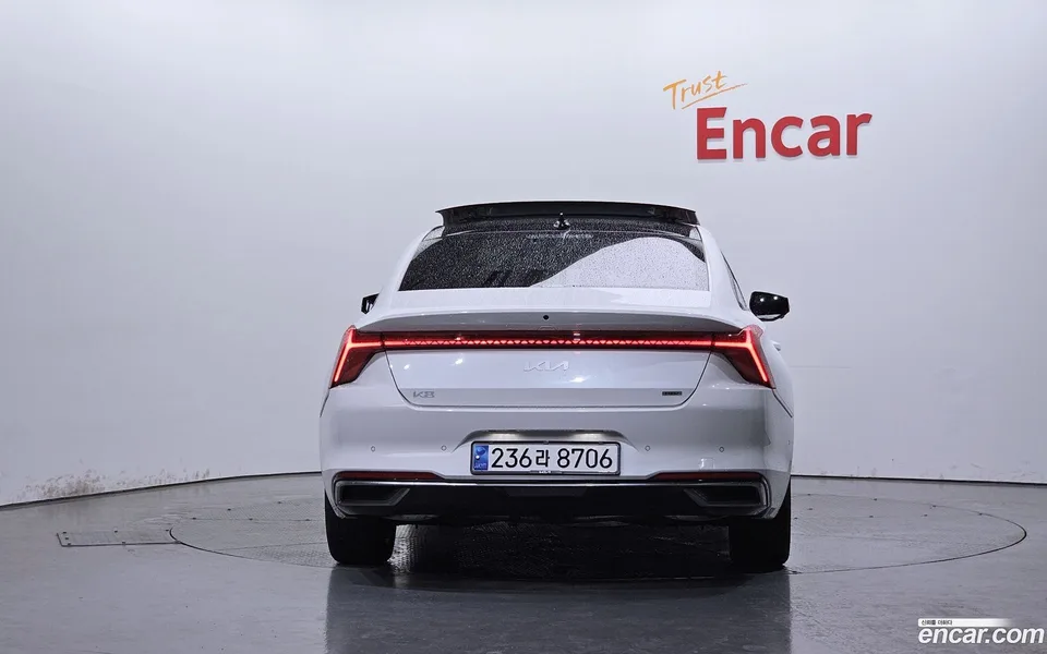 Kia K8 Hybrid 2024 — thumbnail 4