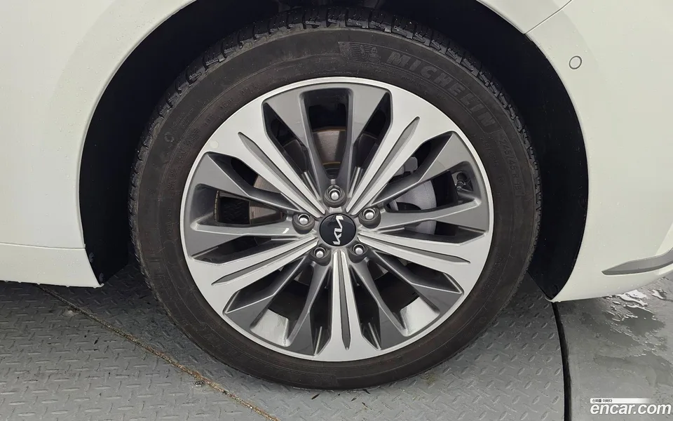 Kia K8 Hybrid 2024 — thumbnail 5