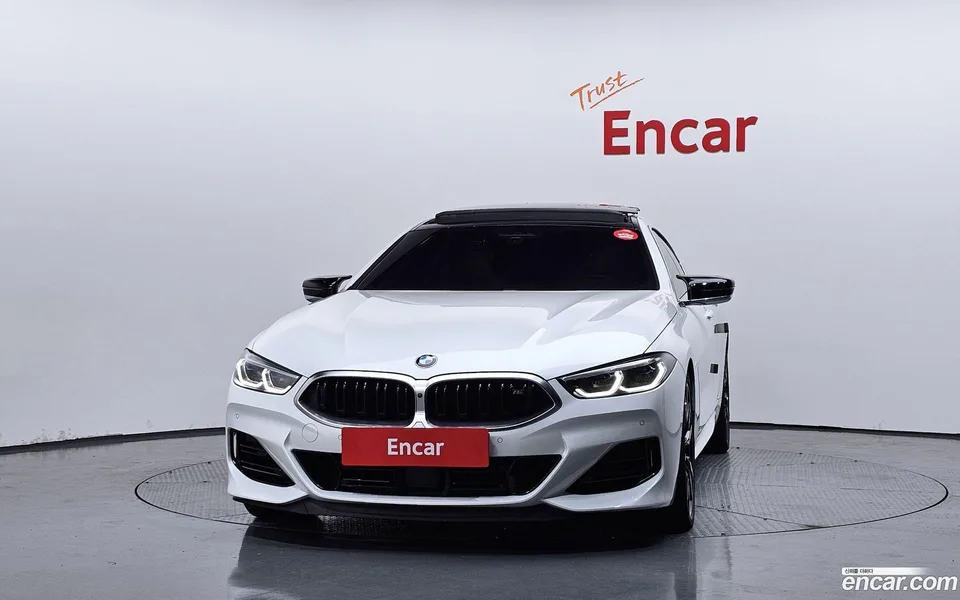 BMW 8 Series M850i xDrive 2024 — thumbnail 3