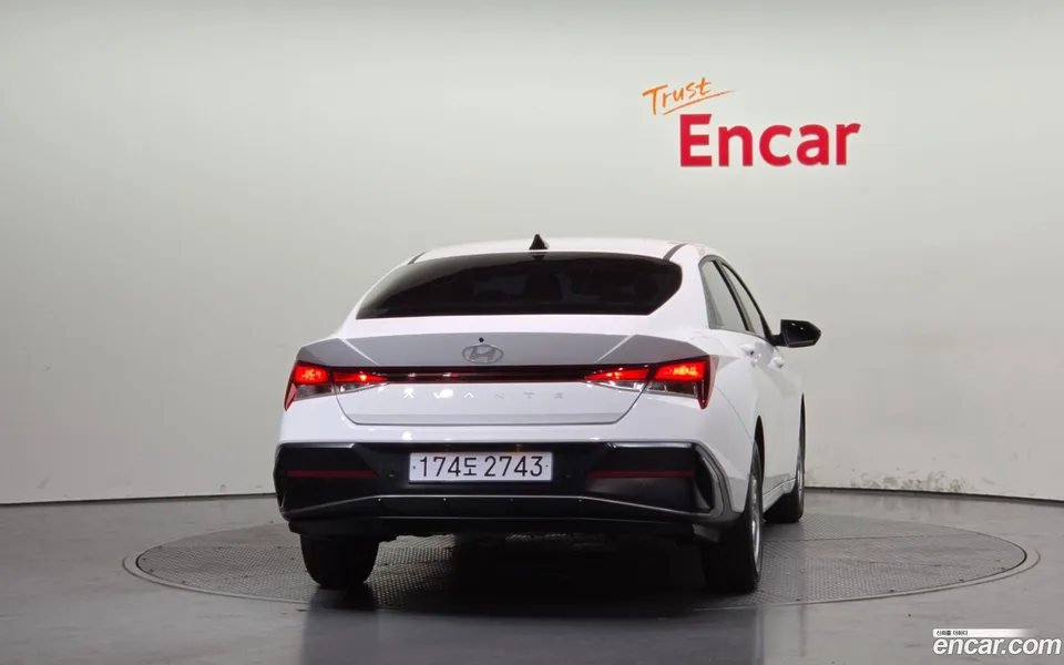 Hyundai Avante CN7 1.6 2023 — thumbnail 4
