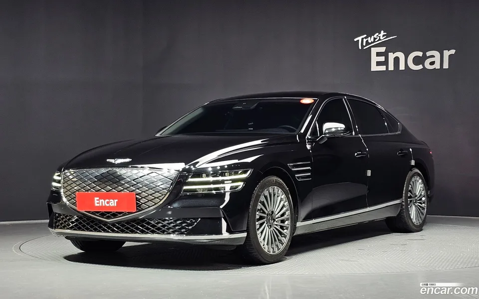 Genesis Electrified G80 e-AWD 2023 — photo 1, buy with delivery to Moscow