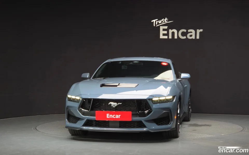 Ford Mustang 5.0 GT 2024 — thumbnail 3