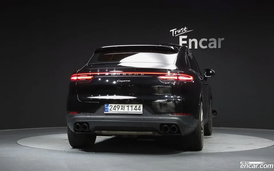 Porsche Cayenne 3.0 2023 — thumbnail 4
