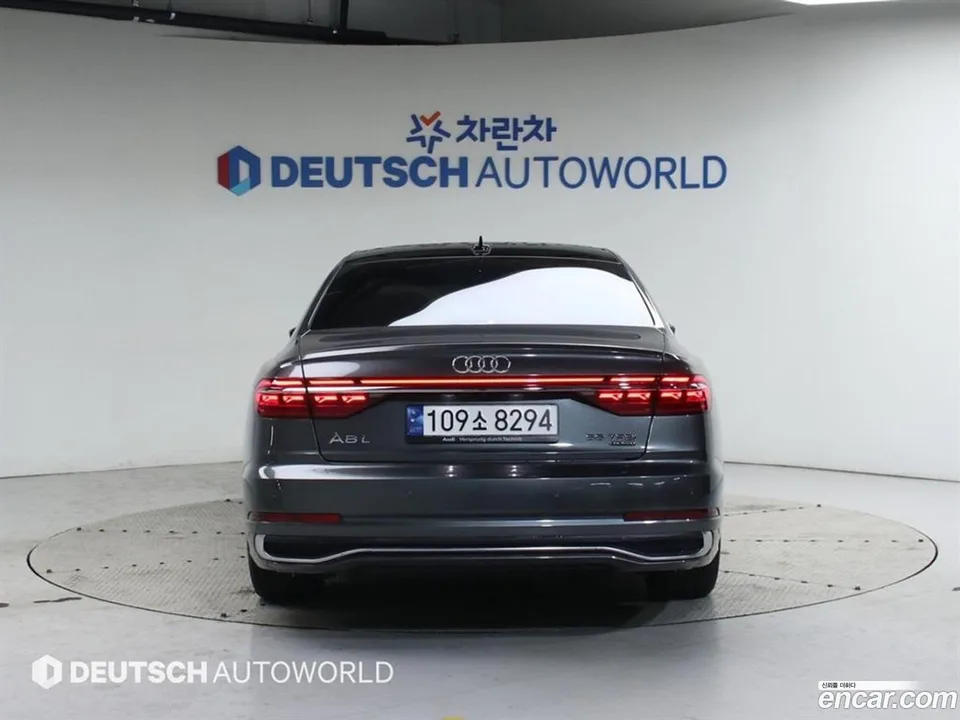 Audi A8 55 TFSI LWB 2022 — thumbnail 4