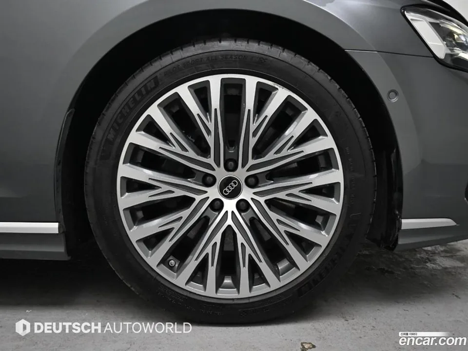 Audi A8 55 TFSI LWB 2022 — thumbnail 5