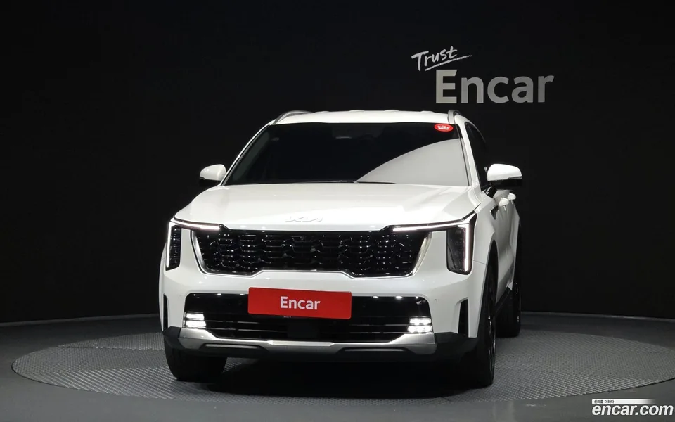 Kia Sorento 2.5T 2WD 2023 — thumbnail 3