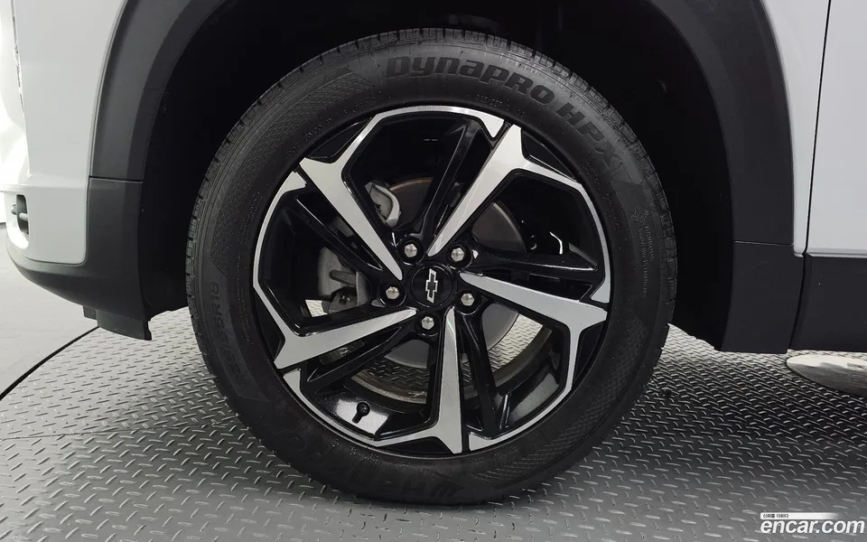 Chevrolet Trailblazer 1.3 4WD 2023 — миниатюра 2