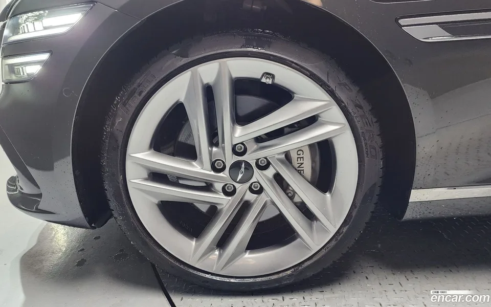 Genesis G80 2.5 AWD 2025 — thumbnail 2
