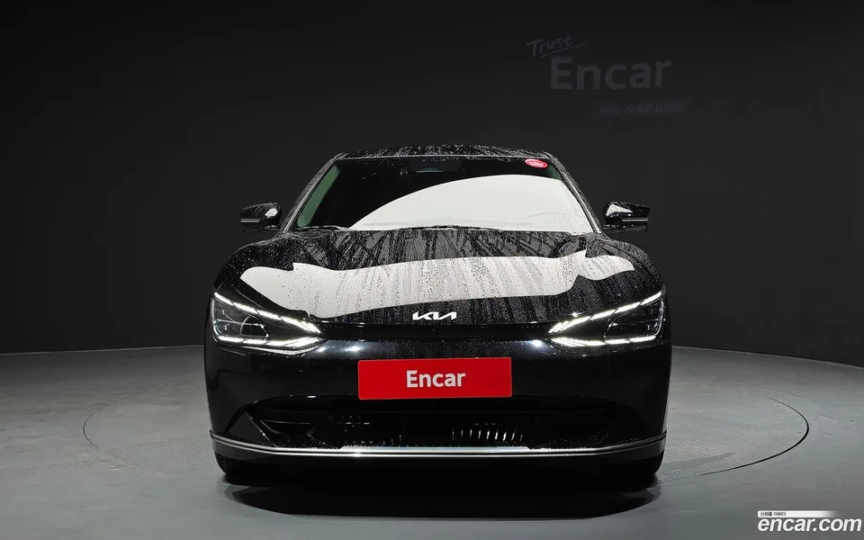 Kia EV6 2023 — thumbnail 3