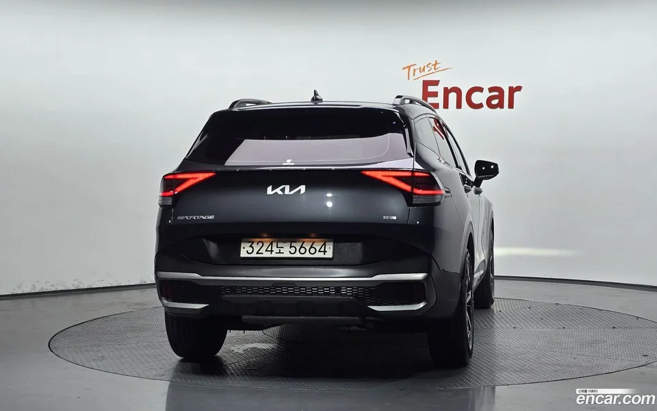 Kia Sportage Hybrid 2WD 2023 — thumbnail 4