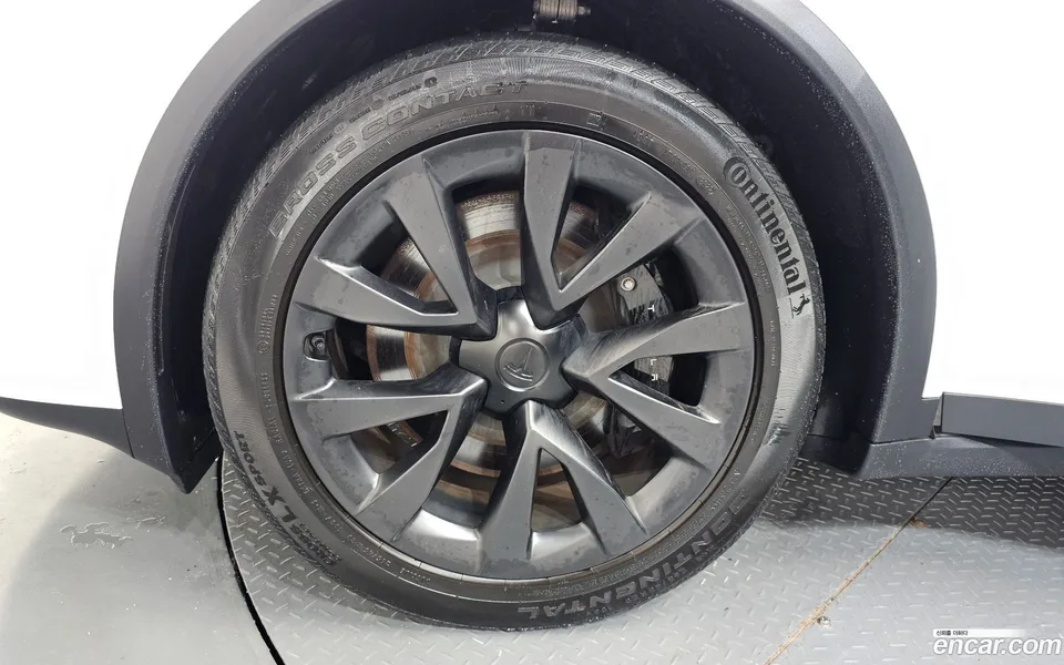 Tesla Model X AWD 2023 — thumbnail 5