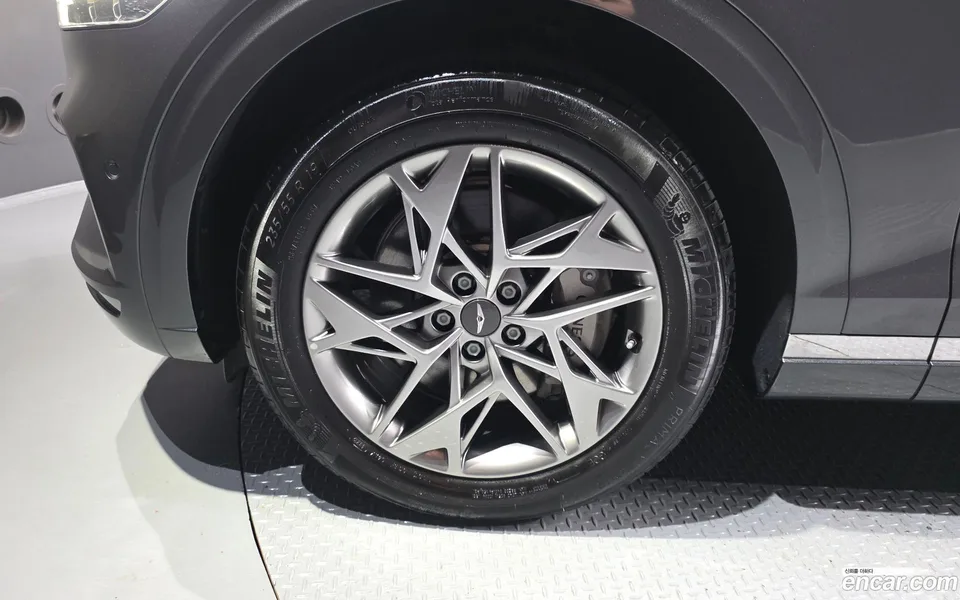 Genesis GV70 2.5T 2WD 2023 — thumbnail 5