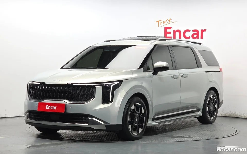 Kia Carnival 9 2024 — photo 1, buy with delivery to Moscow