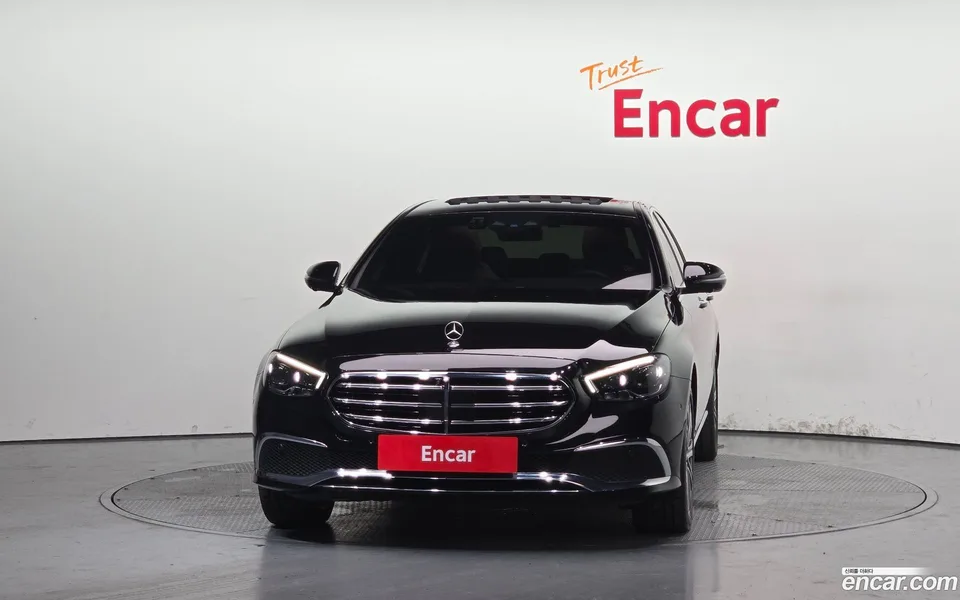 Mercedes-Benz E-Class E350 4MATIC 2022 — thumbnail 3