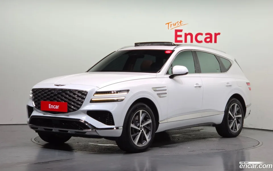 Genesis GV80 2.5T AWD 2024 — photo 1, buy with delivery to Moscow