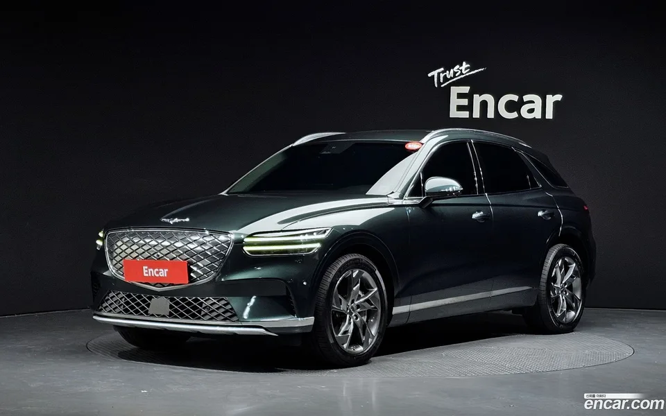 Genesis Electrified GV70 e-AWD 2022 — photo 1, buy with delivery to Moscow