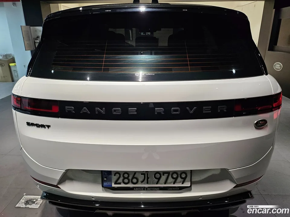 Land Rover Range Rover Sport D300 HSE 2023 — thumbnail 3