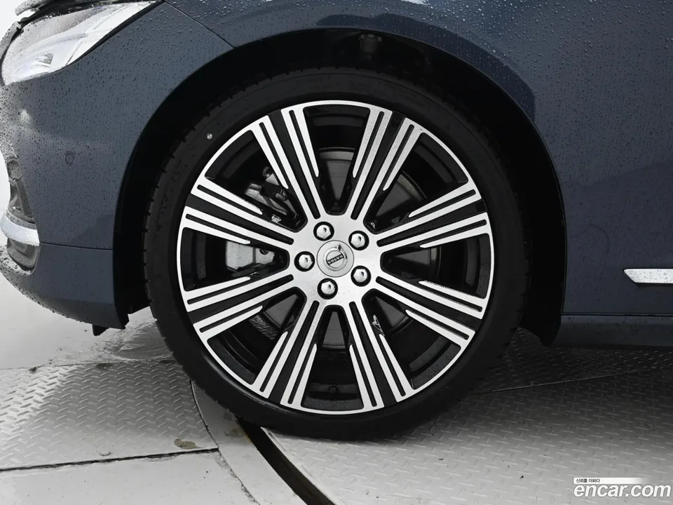 Volvo S90 B6 AWD 2022 — thumbnail 5