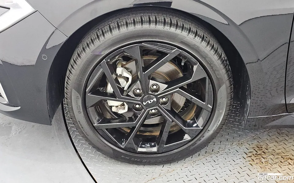 Kia K5 Hybrid 2024 — thumbnail 2