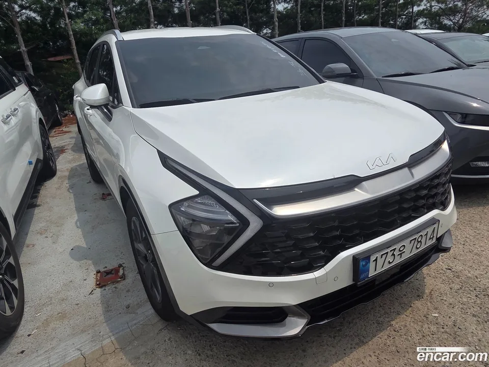 Kia Sportage 1.6 2WD 2022 — photo 1, buy with delivery to Moscow