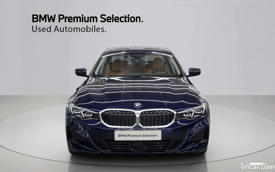 BMW 3 Series 320i 2025 — thumbnail 3