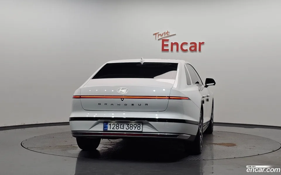 Hyundai Grandeur 2.5 2WD 2022 — thumbnail 4