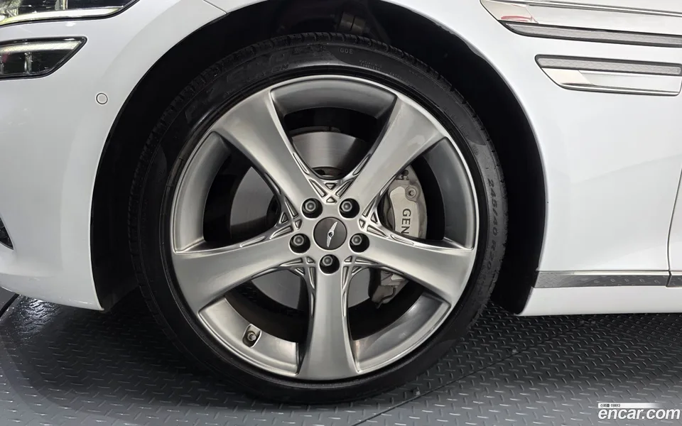 Genesis G80 2.5 2WD 2022 — thumbnail 2