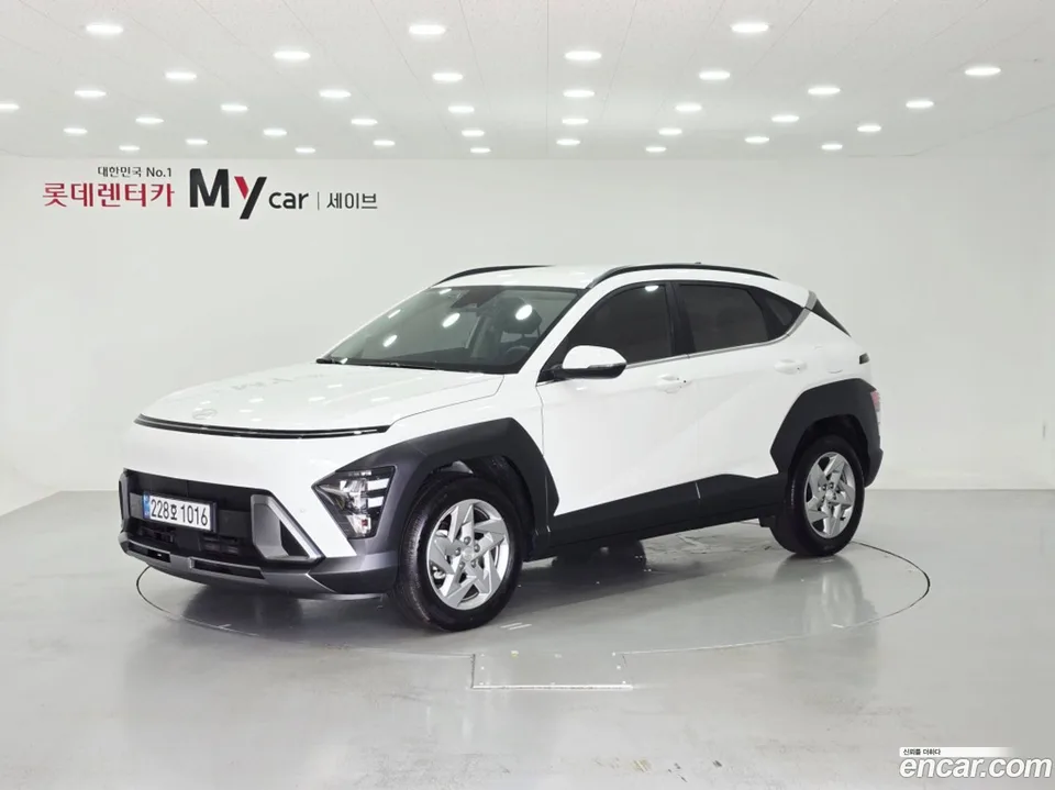Hyundai Kona 1.6 2WD 2024 — photo 1, buy with delivery to Moscow