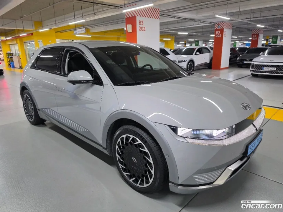 Hyundai Ioniq 5 AWD 2024 — thumbnail 3