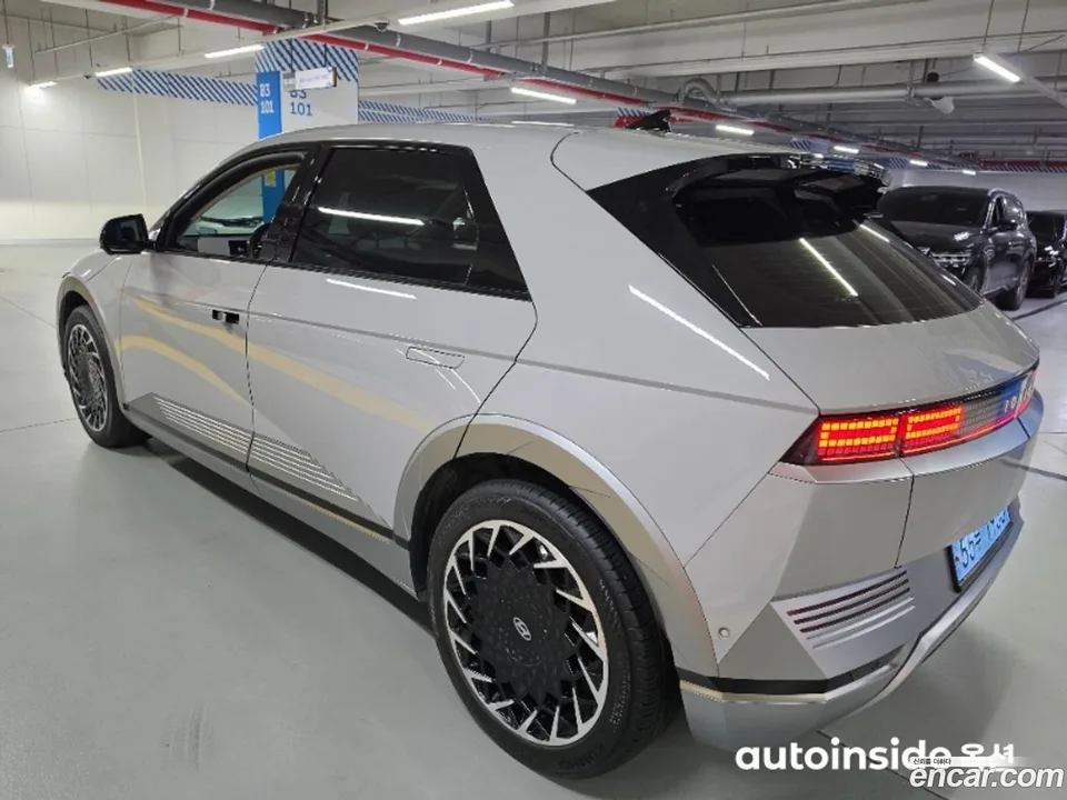 Hyundai Ioniq 5 AWD 2024 — thumbnail 4