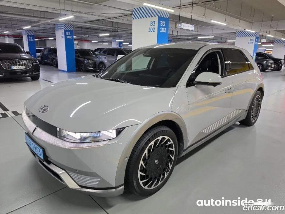 Hyundai Ioniq 5 AWD 2024 — photo 1, buy with delivery to Moscow