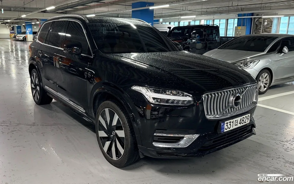 Volvo XC90 T8 2024 — photo 1, buy with delivery to Moscow