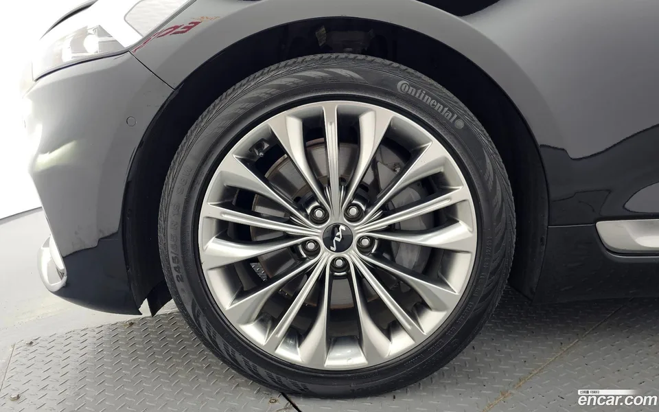 Kia K9 3.8 GDI AWD 2023 — thumbnail 2