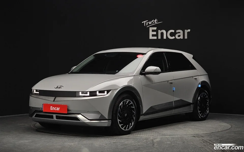 Hyundai Ioniq 5 2022 — photo 1, buy with delivery to Moscow