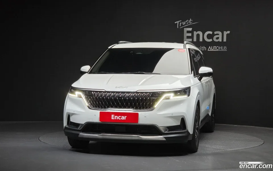 Kia Carnival 9 2022 — thumbnail 3
