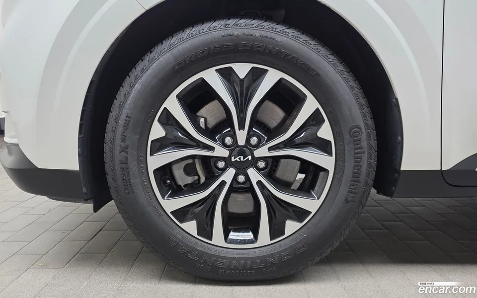 Kia Carnival 9 2022 — thumbnail 5