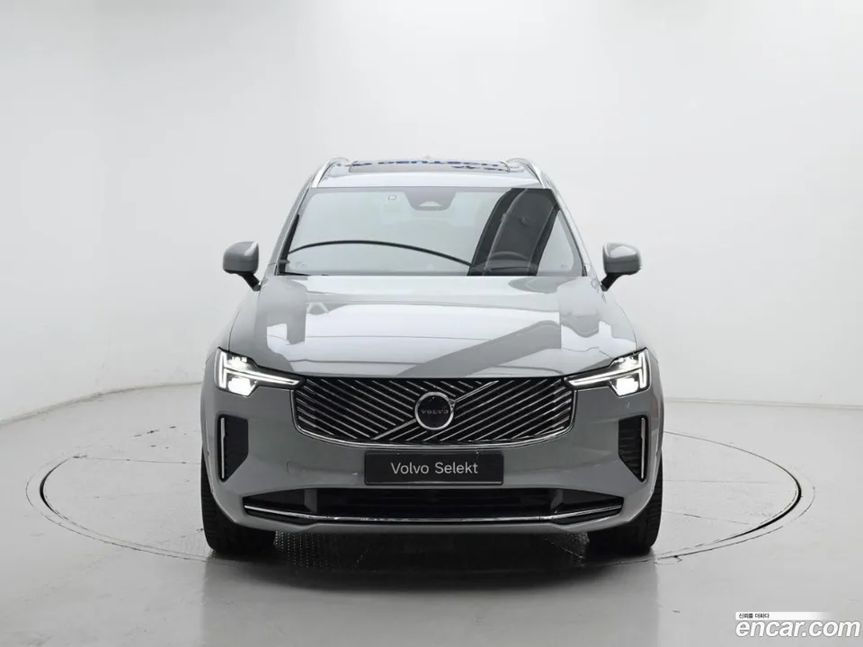 Volvo XC90 B6 2026 — thumbnail 3