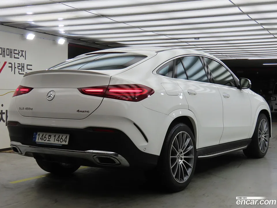 Mercedes-Benz GLE-Class GLE450d 4MATIC 2023 — thumbnail 4