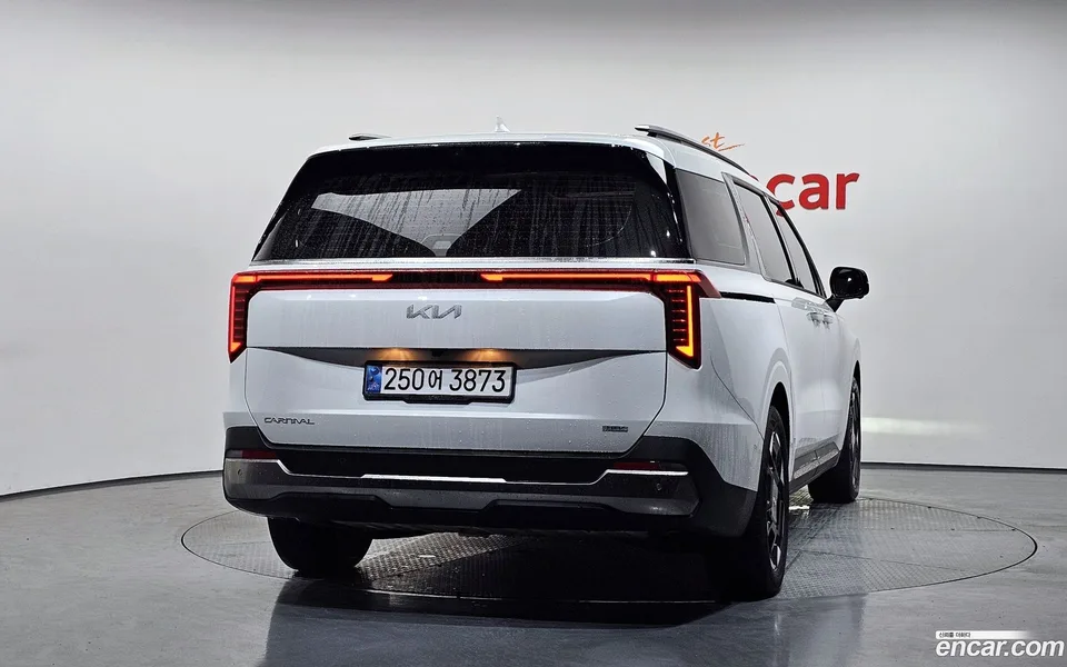 Kia Carnival HEV 7 2025 — thumbnail 4